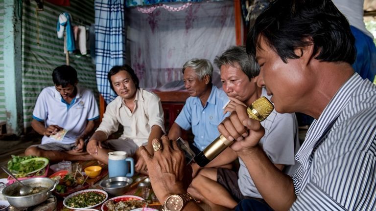 Singing karaoke has become a part of Vietnamese culture. | Source: AFP/Tuoitre