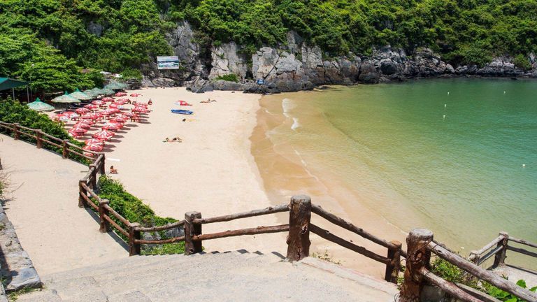 Locals Worry About Hai Phong's Rapid Tourism Growth