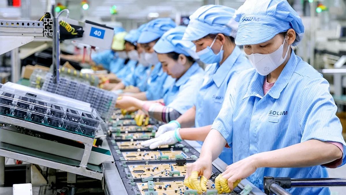 Công nghệ cao vượt mốc 50% xuất khẩu, vốn ngoại tiếp tục đặt cược vào Việt Nam