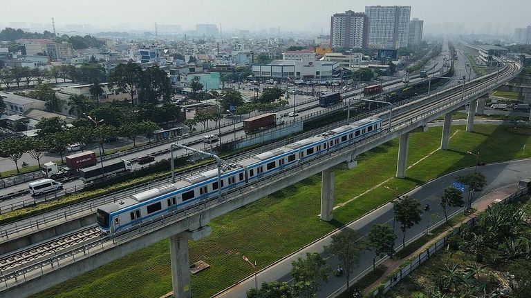 Inspections and assessments for the 19.7 km line, spanning from District 1’s Ben Thanh Market to Thu Duc City’s Long Thanh Depot, are expected to continue until Q4 this year. | Source: VNExpress