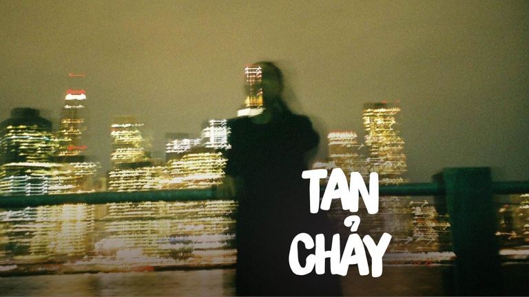 "Cái bao cao su bị rách, xong chị cũng quên bẵng đi..."