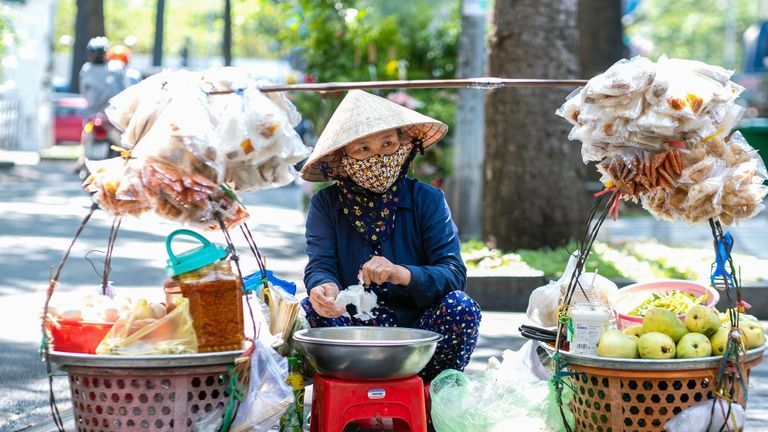 How Vietnam’s Sidewalk Economy Makes Money
