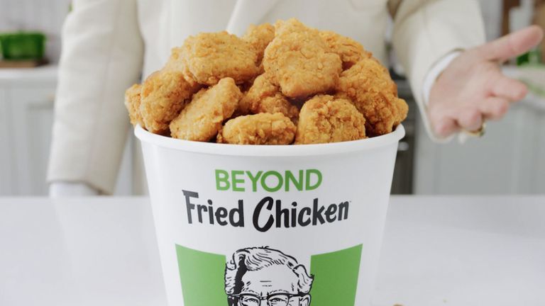 Ngoài gà nhân tạo KFC, ta có gì cho “thực đơn không thịt” trong tương lai?
