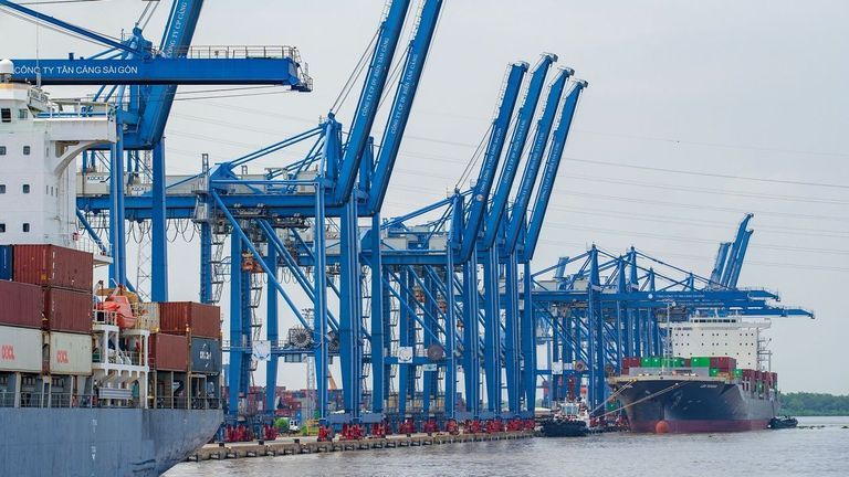 Saigon, Hai Phong Ports Among The World’s Largest Container Seaports