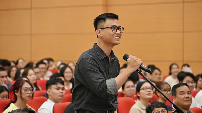 Inside Match Day – when successful resident-doctor candidates of Hanoi Medical University selected their specialties. | Source: Dân Trí
