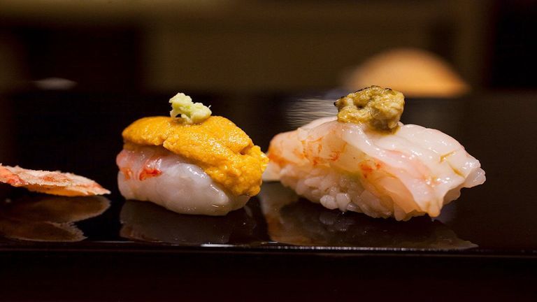 Lịch sử ngàn năm của sushi