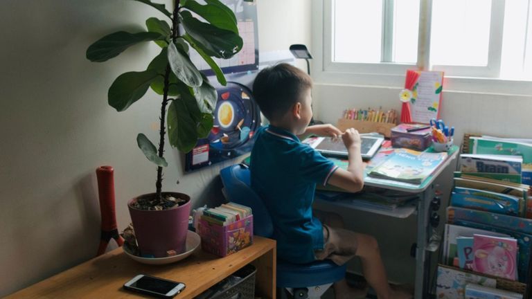 Thiết kế trải nghiệm học trực tuyến cho học sinh Tiểu học: Cần chuẩn bị gì? 