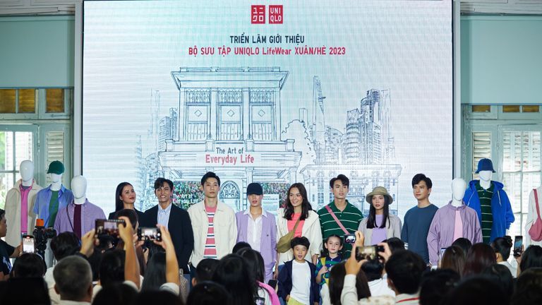 Bộ sưu tập LifeWear Xuân/Hè 2023 với chủ đề "The Art of Everyday Life" khơi gợi vẻ đẹp nghệ thuật trong từng khoảnh khắc đời sống | Nguồn: UNIQLO.