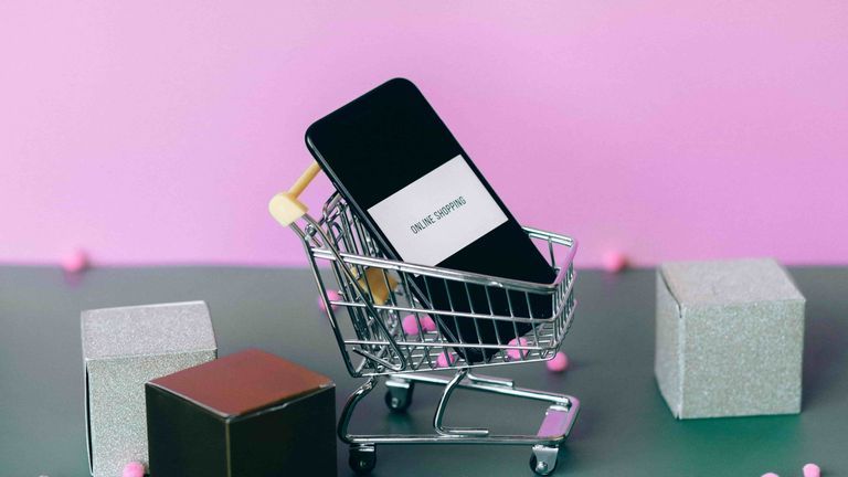 E-Commerce Giants Compete For Tech-Savvy Vietnamese Shoppers