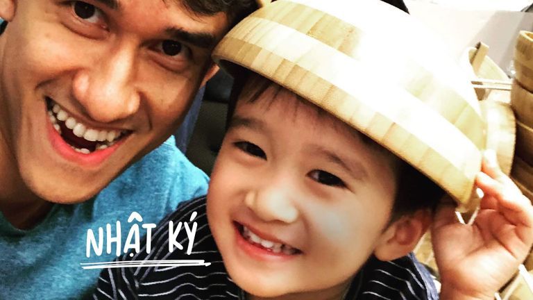 Nhật Ký: "Bên đây họ thẳng lắm em ơi"