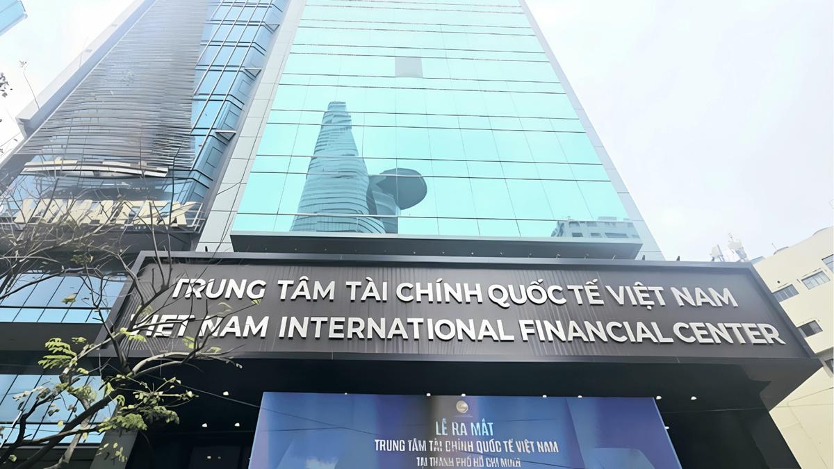 Trung tâm tài chính quốc tế: “Phòng thí nghiệm thể chế” và “Singapore thu nhỏ” tại Việt Nam