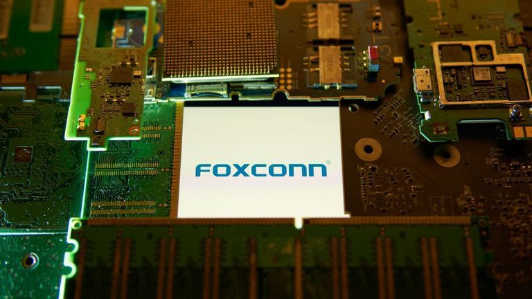 As one of Apple’s oldest and largest suppliers, Foxconn assembles the bulk of iPhones for the US tech giant. | Source: Shutterstock