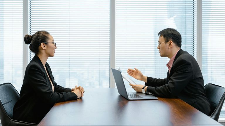 Khi Millennials đều đã 30+, đã đến lúc nhìn lại khái niệm “lao động trung niên”