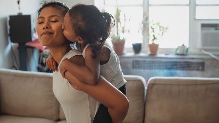 Việc nhà: Những gánh nặng vô hình