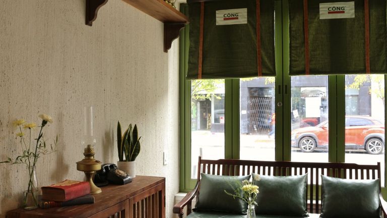 The interior of Cộng Cà Phê Toronto. | Source: Jennifer Nguyen
