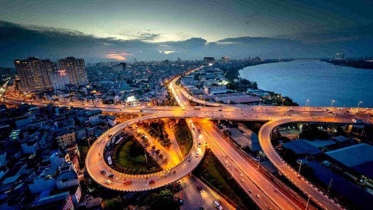 Vietnam’s Thriving E-Commerce And Manufacturing Industries Driving Economic Growth