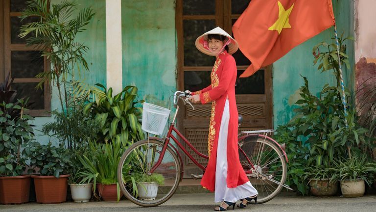 Cycling might be the best transportation choice to explore Hanoi in depth and at your own pace. | Source: Shutterstock