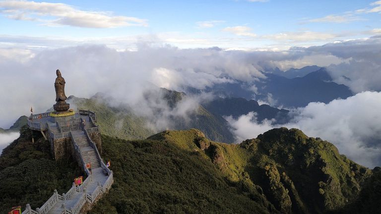 While May and June may not be the best months to visit Sapa due to the rainy season, it's always a good idea to plan ahead to ensure a memorable and well-organized trip. | Source: emi-moebs/unsplash
