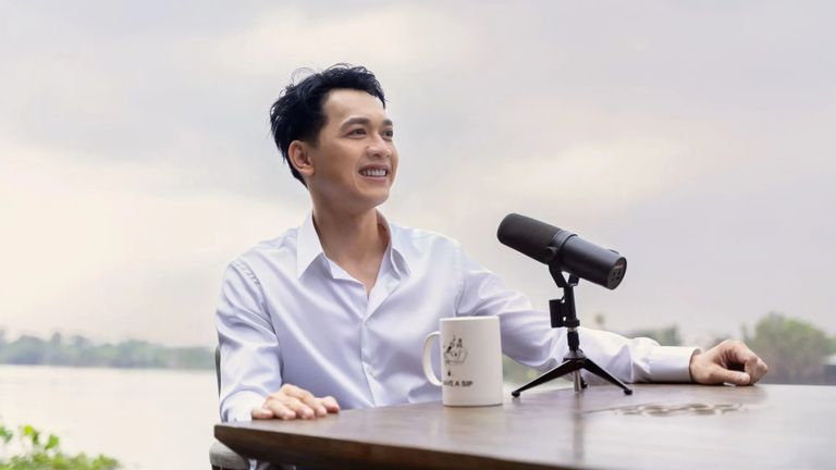 Being on the right path is the key to an effective ESG strategy. | Source: Khooa Nguyen for Vietcetera