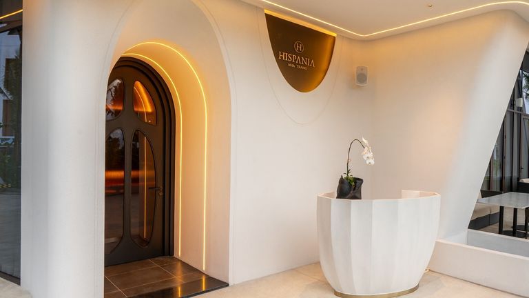 Hispania Nha Trang’s menu mirrors the best of Spanish gastronomy, offering signature dishes from Hispania London and Brussels. | Source: Gran Meliá Nha Trang