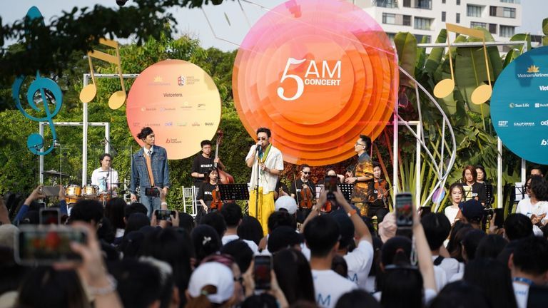 Nhìn lại 5AM - Sự kiện âm nhạc đón bình minh đầu tiên tại Việt Nam
