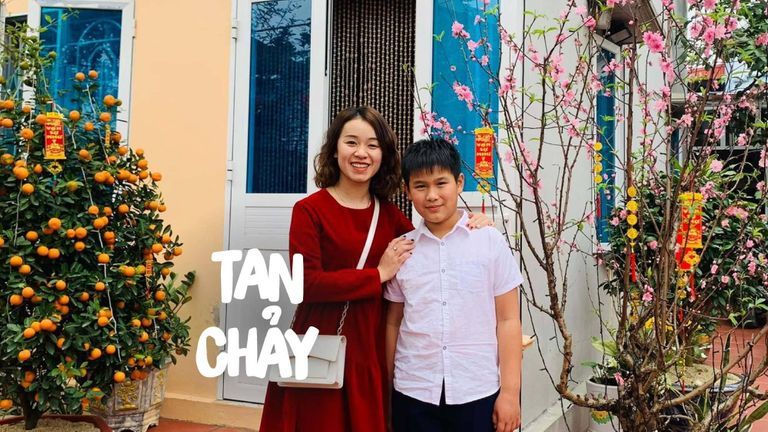 "Canh lúc mình không để ý, em sẽ 'tha' tất tần tật đồ ăn linh tinh vào balo của mình"