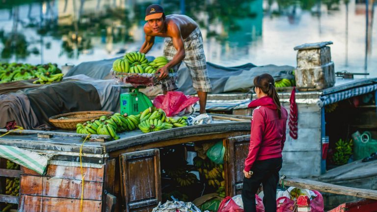 Overall, in the first six months of 2022, Vietnam’s GDP expanded by 6.42%, higher than 2.04% and 5.74% in the same period in 2020 and 2021, respectively. | Source: Shutterstock