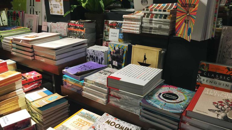 Places And Websites To Buy Foreign Books In Ho Chi Minh City