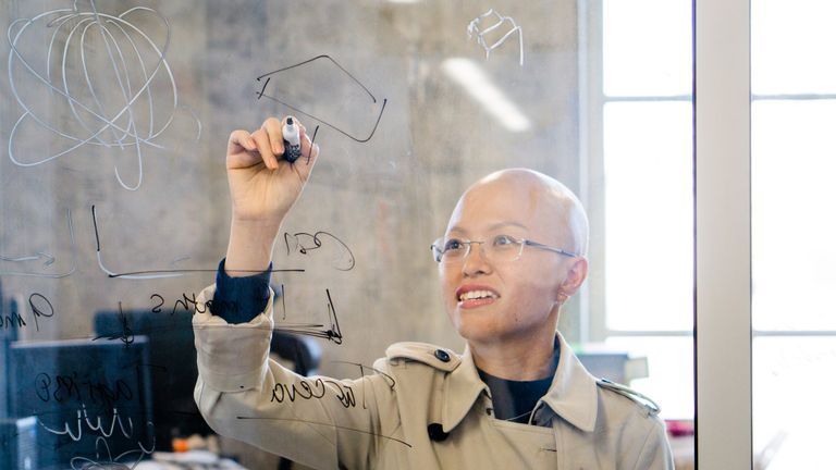 “Nữ hoàng rắc rối" Thủy Muối và hành trình đi tìm những giải pháp