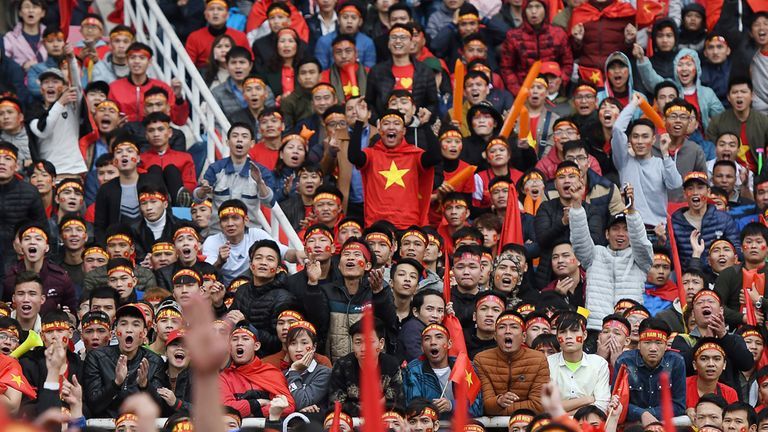 Thế hệ trẻ có đang đánh mất đức tính cao quý của người Việt?