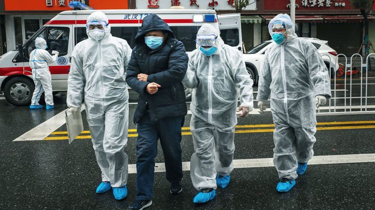 Virus corona và truyền thông nhiễu: Khi nỗi sợ lây nhanh hơn dịch bệnh