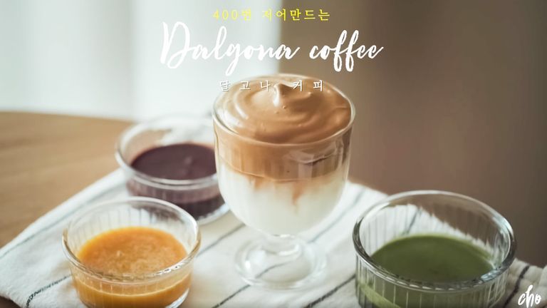 Ra Lò: Món Dalgona Coffee giải toả buồn chán mùa dịch