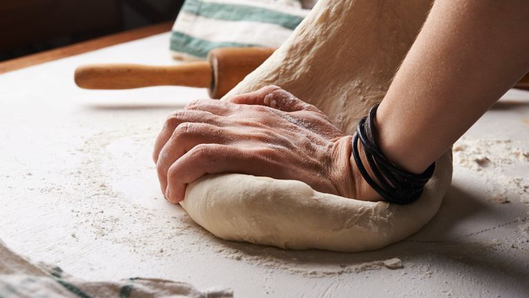 Ra Lò: Những mẻ bánh mì theo cấp độ từ 'cực dễ' đến 'hơi khó'
