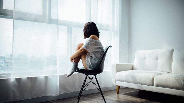 Càng tỏ ra mạnh mẽ sẽ khiến bạn càng trở nên yếu đuối