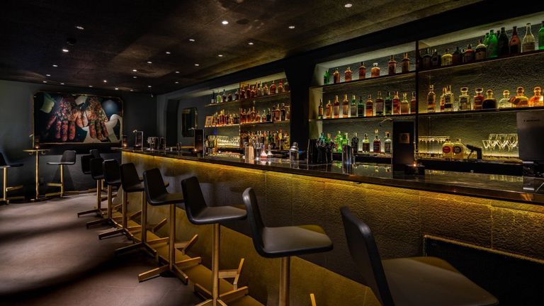 6 Quán bar ở Sài Gòn tái thiết lập cảm hứng